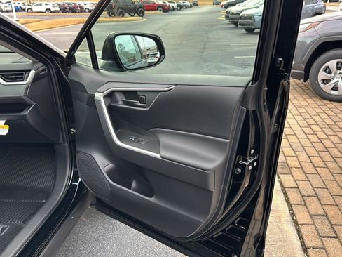 New 2025 Toyota RAV4 LE image 12