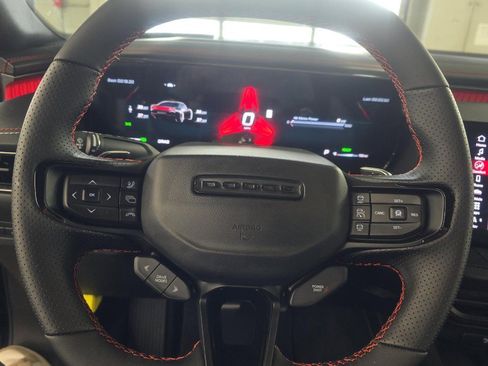 Used 2024 Dodge Charger Daytona Scat Pack w/ Plus Group image 8