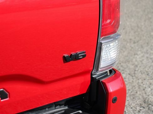 Used 2022 Toyota Tacoma TRD Sport image 45