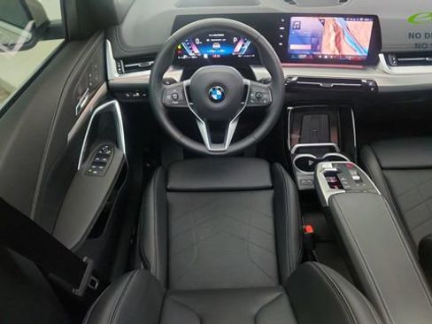 Used 2026 BMW X1 xDrive28i AWD/4WD image 37
