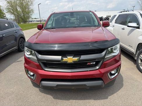Used 2020 Chevrolet Colorado Z71 AWD/4WD image 2