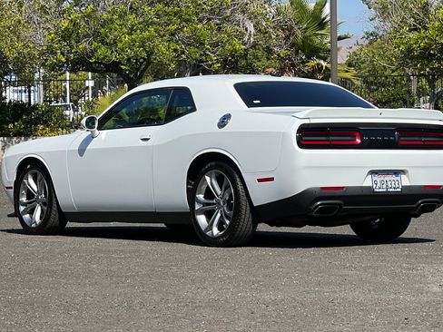 Used 2022 Dodge Challenger R/T image 6