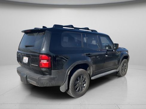 Used 2024 Toyota Land Cruiser image 20