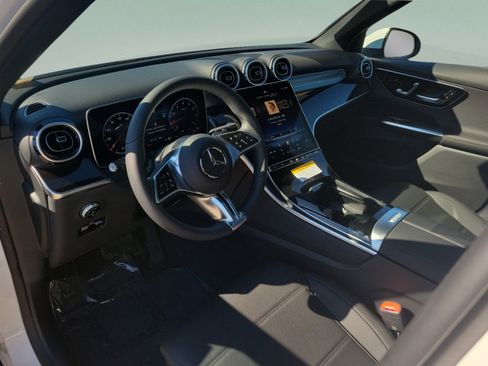 Certified 2026 Mercedes-Benz GLC 300 image 17
