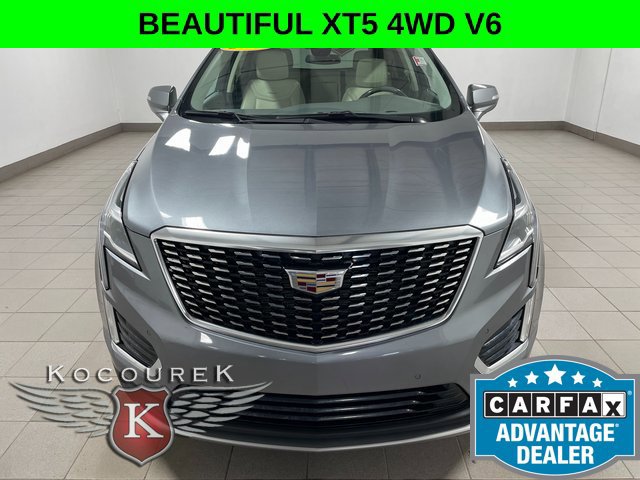 Used 2021 Cadillac XT5 Premium Luxury AWD/4WD image 2