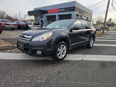 Used 2013 Subaru Outback 2.5i Premium w/ All-Weather Pkg image 1