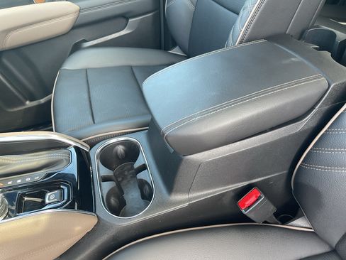 Used 2023 GMC Canyon Denali AWD/4WD image 18