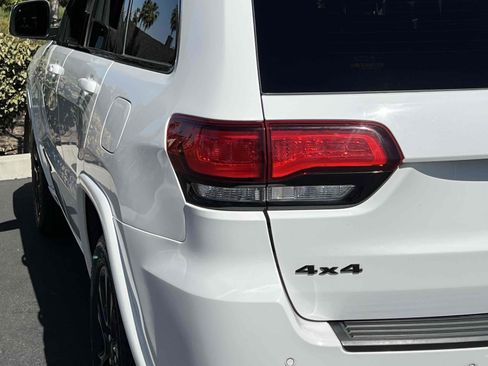 Used 2021 Jeep Grand Cherokee Laredo X image 50