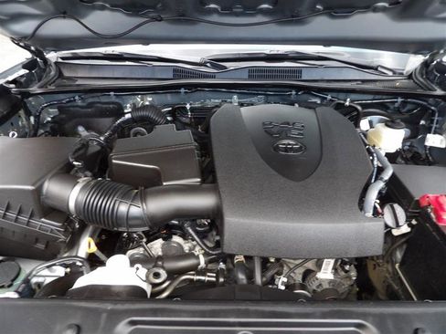 Used 2022 Toyota Tacoma 4x4 Access Cab image 19