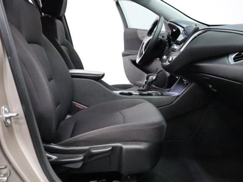 Used 2023 Chevrolet Malibu LT w/ Driver Confidence Package FWD image 8