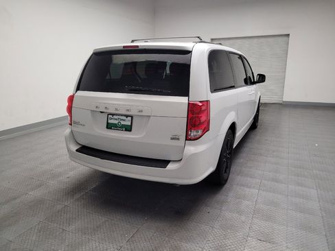 Used 2019 Dodge Grand Caravan GT image 6