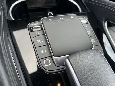 Used 2025 Mercedes-Benz GLE 350 4MATIC image 35