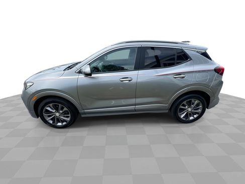Used 2023 Buick Encore GX Select w/ Sport Touring Package FWD image 5