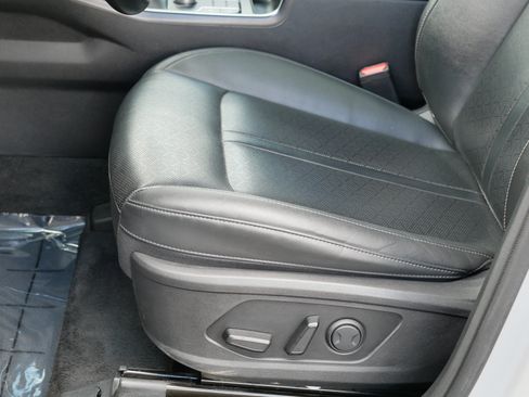 Used 2023 Kia Sorento S w/ Panoramic Sunroof Package AWD/4WD image 13