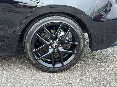 Used 2023 Honda Civic Sport image 9