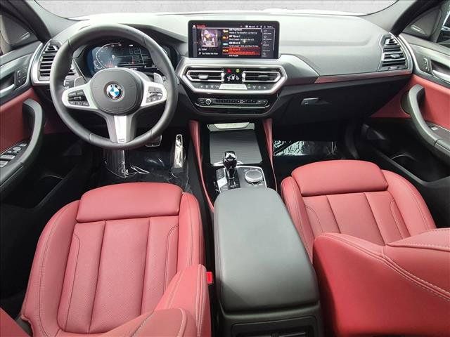 Used 2025 BMW X4 xDrive30i w/ M Sport Package AWD/4WD image 19