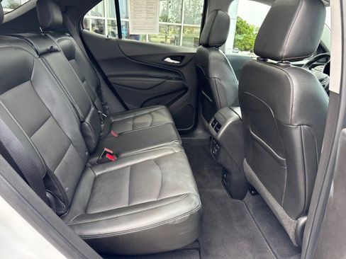 Used 2020 Chevrolet Equinox Premier AWD/4WD image 32