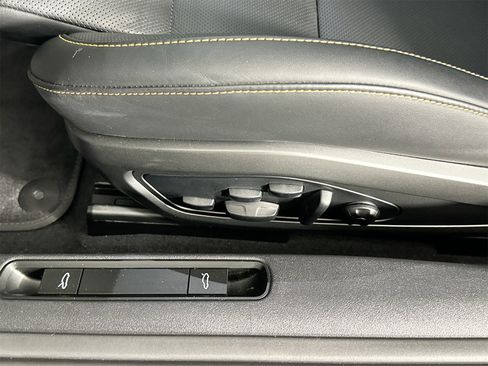 Certified 2025 Porsche 911 Carrera 4 GTS image 32