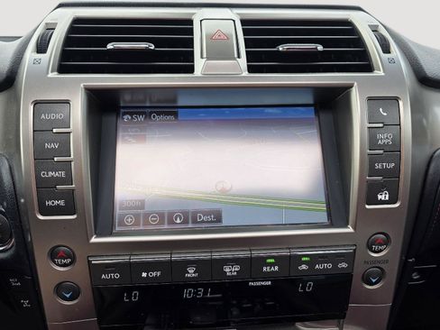 Used 2021 Lexus GX 460 Premium w/ Premium Package image 17