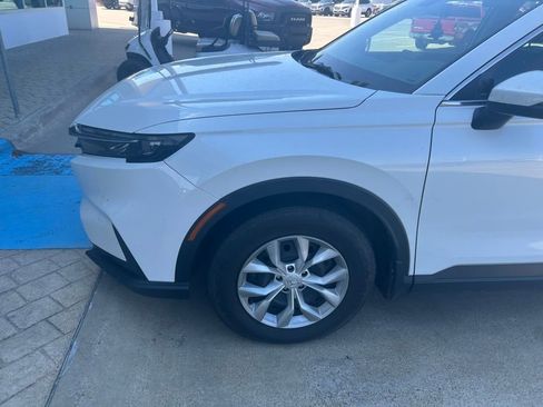 Used 2024 Honda CR-V LX image 2