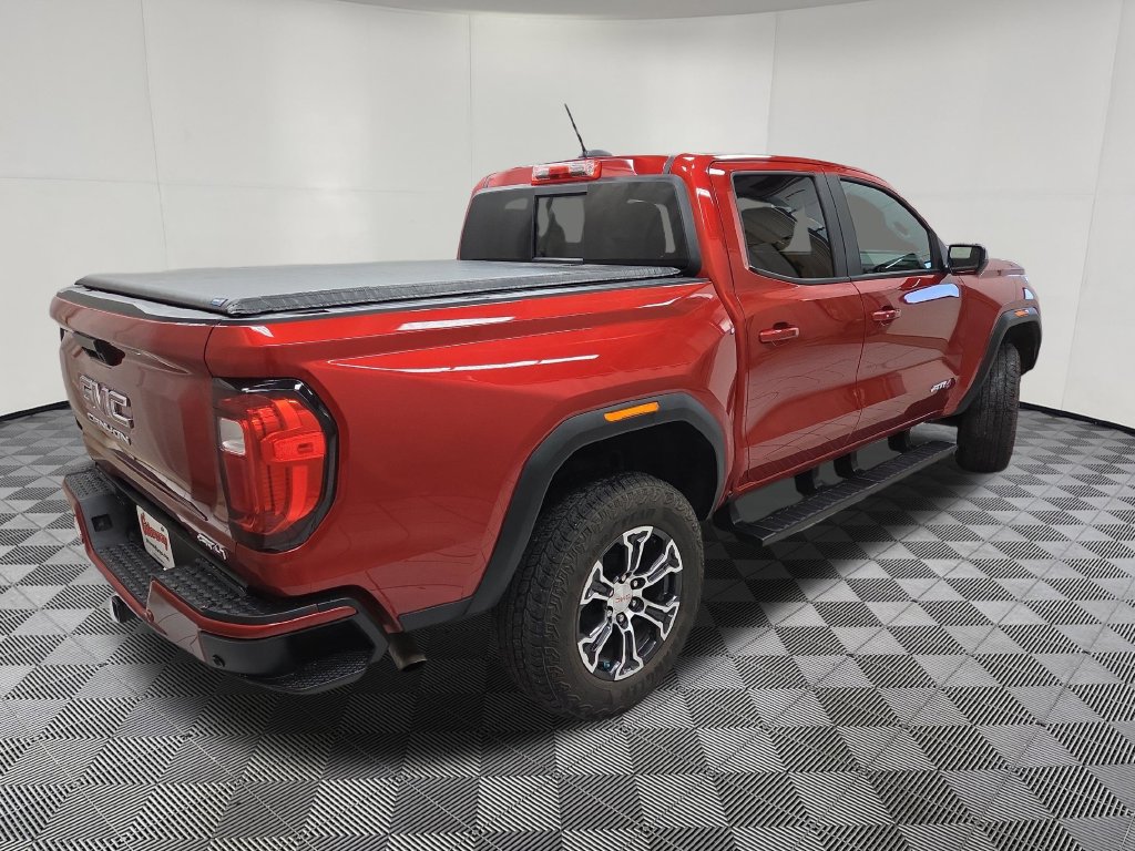 Used 2025 GMC Canyon AT4 w/ Technology Plus Package AWD/4WD image 4