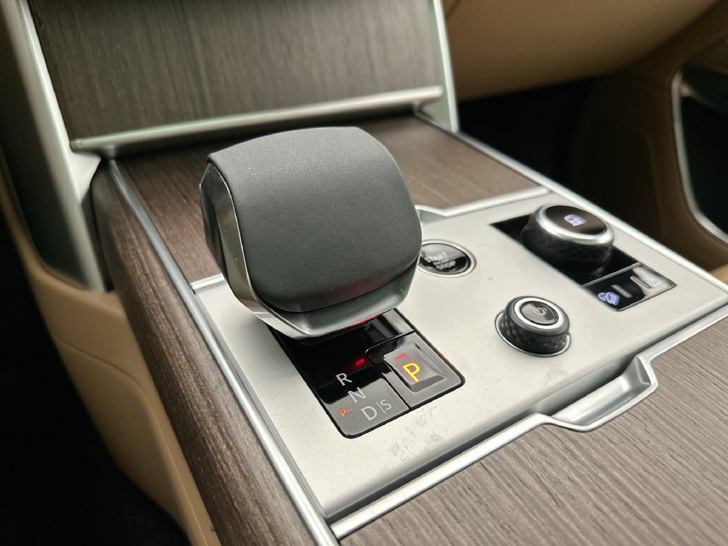 New 2027 Land Rover Range Rover SE AWD/4WD image 12