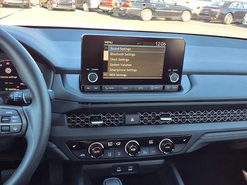 New 2025 Honda Accord SE image 15