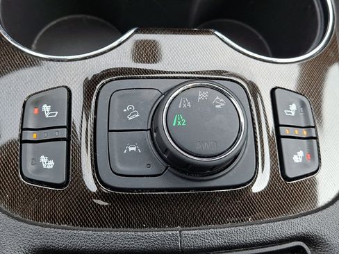 Certified 2023 GMC Acadia AT4 AWD/4WD image 28