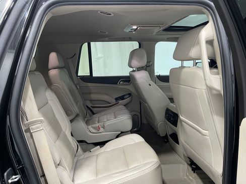 Used 2020 GMC Yukon Denali w/ Denali Premium Package image 34