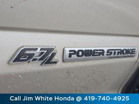 Used 2017 Ford F250 XLT w/ XLT Premium Package image 12