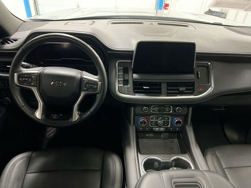 Used 2023 Chevrolet Tahoe Z71 w/ Luxury Package AWD/4WD image 10