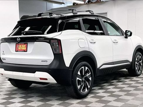 New 2026 Nissan Kicks SV w/ Cold Weather Package AWD/4WD image 18