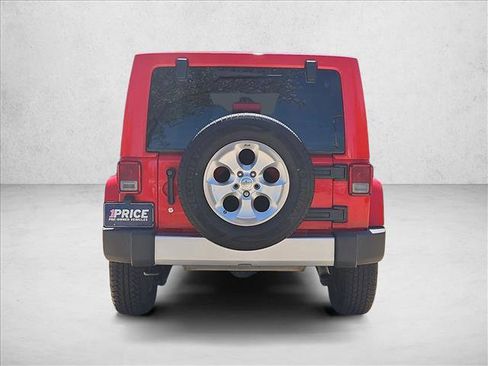 Used 2015 Jeep Wrangler Unlimited Sahara w/ Connectivity Group image 7