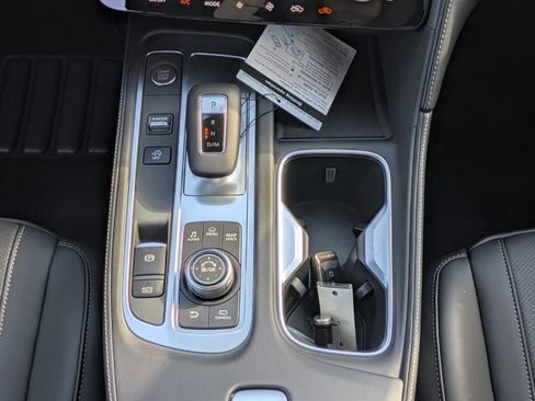 Used 2025 INFINITI QX60 Luxe w/ Black Edition image 17