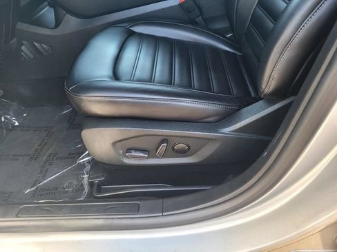 Certified 2022 Ford Edge SEL AWD/4WD image 12