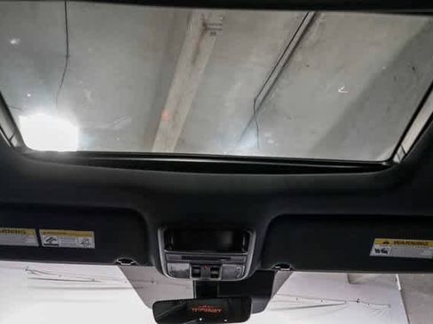 Used 2022 Honda Passport TrailSport image 15