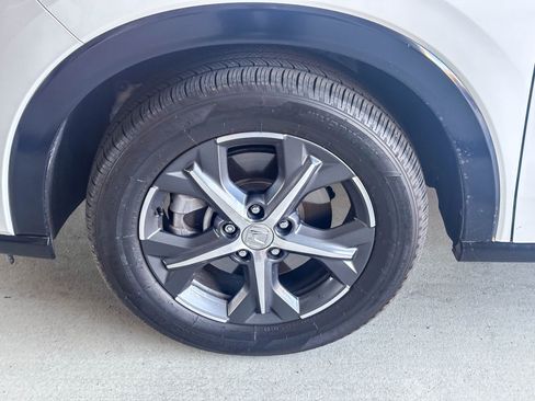 Used 2024 Honda HR-V EX-L image 11