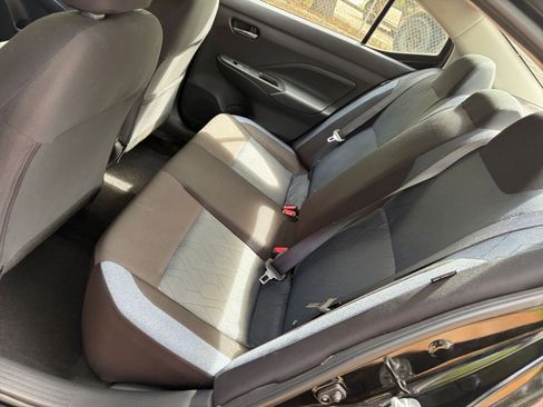 Used 2025 Nissan Versa SV image 22