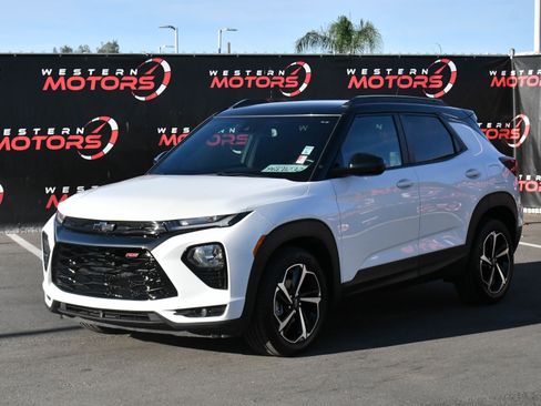 Used 2023 Chevrolet TrailBlazer RS w/ Convenience Package image 3