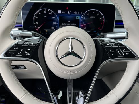 New 2026 Mercedes-Benz S 580 4MATIC Sedan image 23