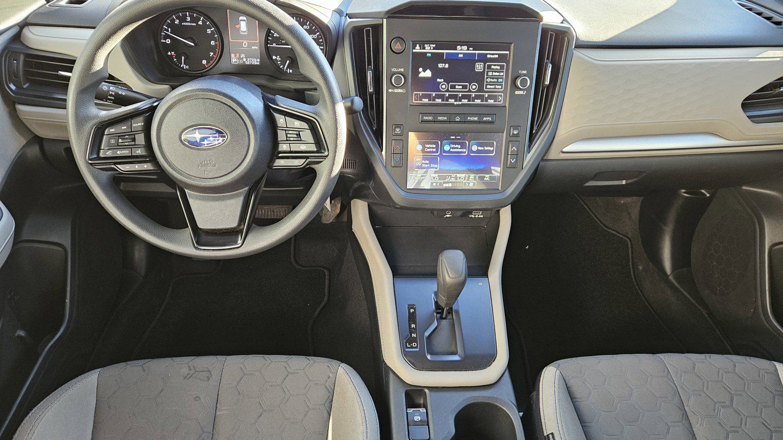 Used 2025 Subaru Forester AWD/4WD image 9