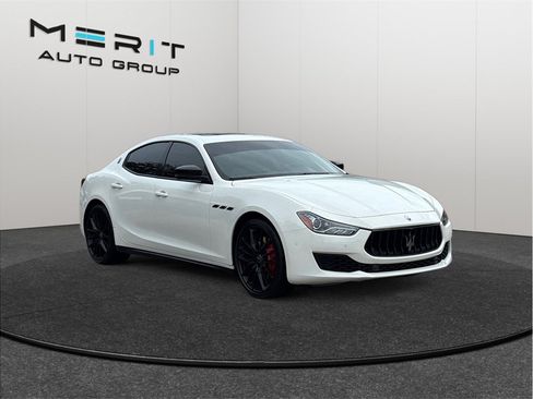 Used 2021 Maserati Ghibli S RWD image 1