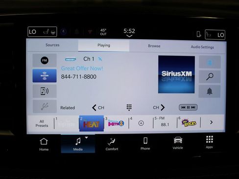 New 2026 Chrysler Pacifica Select image 14