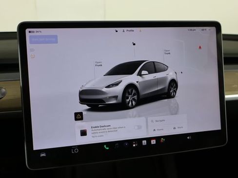 Used 2023 Tesla Model Y Long Range AWD/4WD image 24