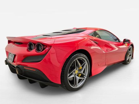 Used 2022 Ferrari F8 Tributo RWD image 9