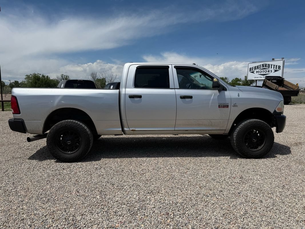 Used 2010 Dodge Ram 2500 Truck ST w/ ST Popular Equipment Group AWD/4WD image 12