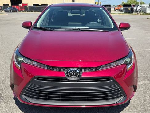 Used 2026 Toyota Corolla LE FWD image 6