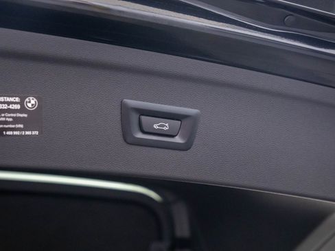 New 2026 BMW iX xDrive45 image 31