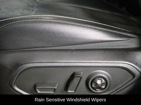 Used 2024 Jeep Grand Cherokee L Altitude RWD image 24