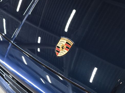 Certified 2025 Porsche Cayenne image 25